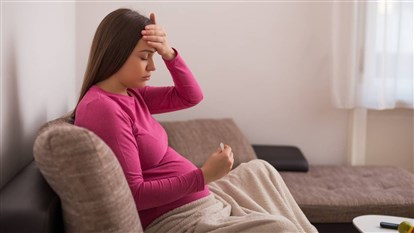 الحمى عند الحامل في الشهر السادس... هل تستدعي القلق؟